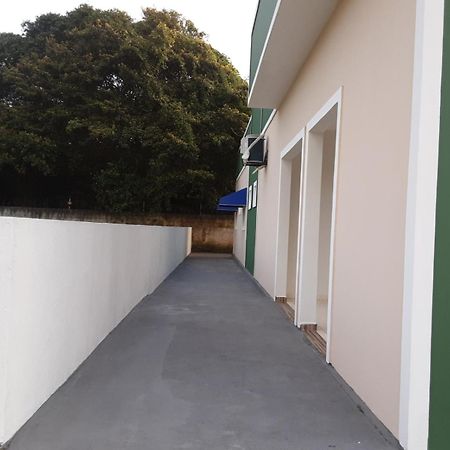 Casa Espacosa Churrasqueira Wi-Fi Ha 2Km Do Centro バナネイラス エクステリア 写真